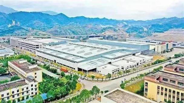 客户:负责压铸镁合金零件产品设计,结构优化等开发研究,及搭载车型